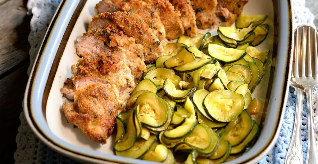 Helstekt fläskfilé med zucchinigratäng