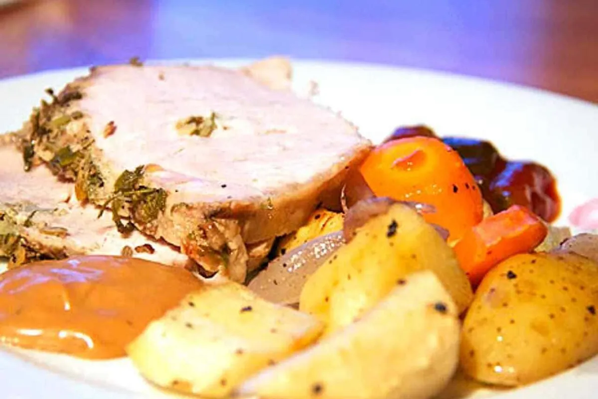 Kotletter med pepparrot och ugnsrostade rotfrukter