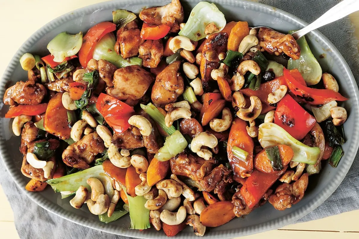 Kycklingwok med cashewnötter