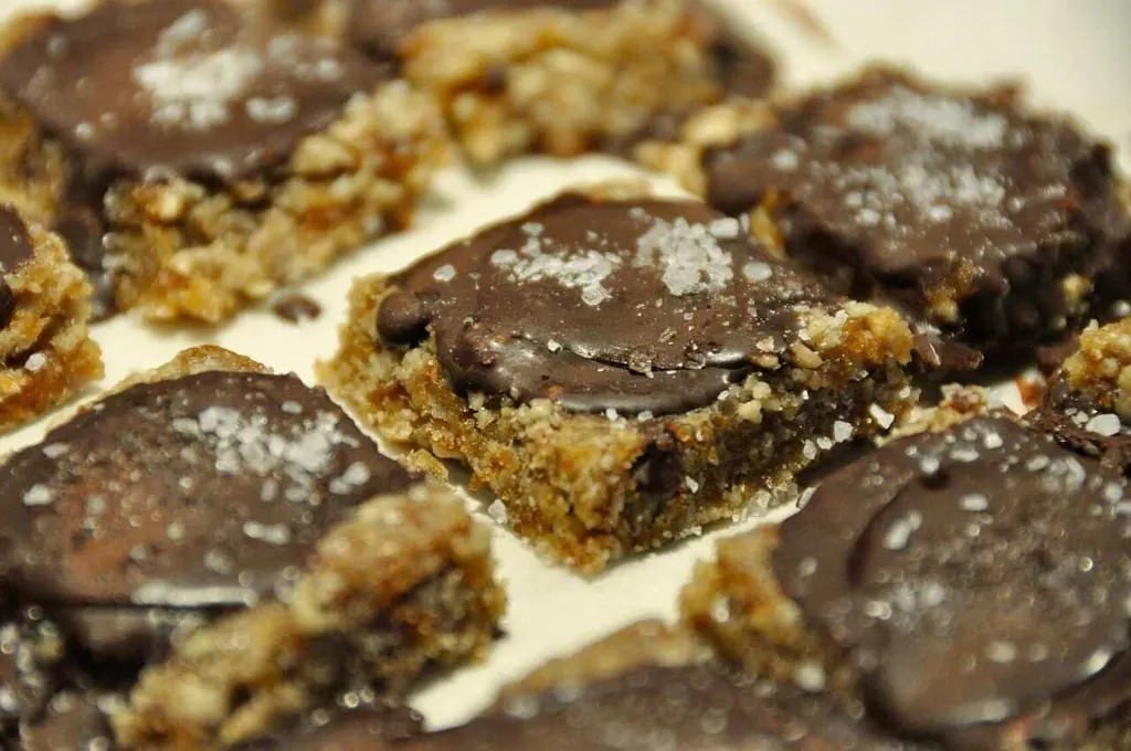 Lite nyttigare chokladkola bites