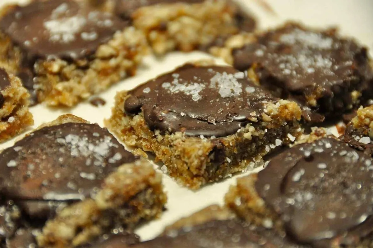 Lite nyttigare chokladkola bites