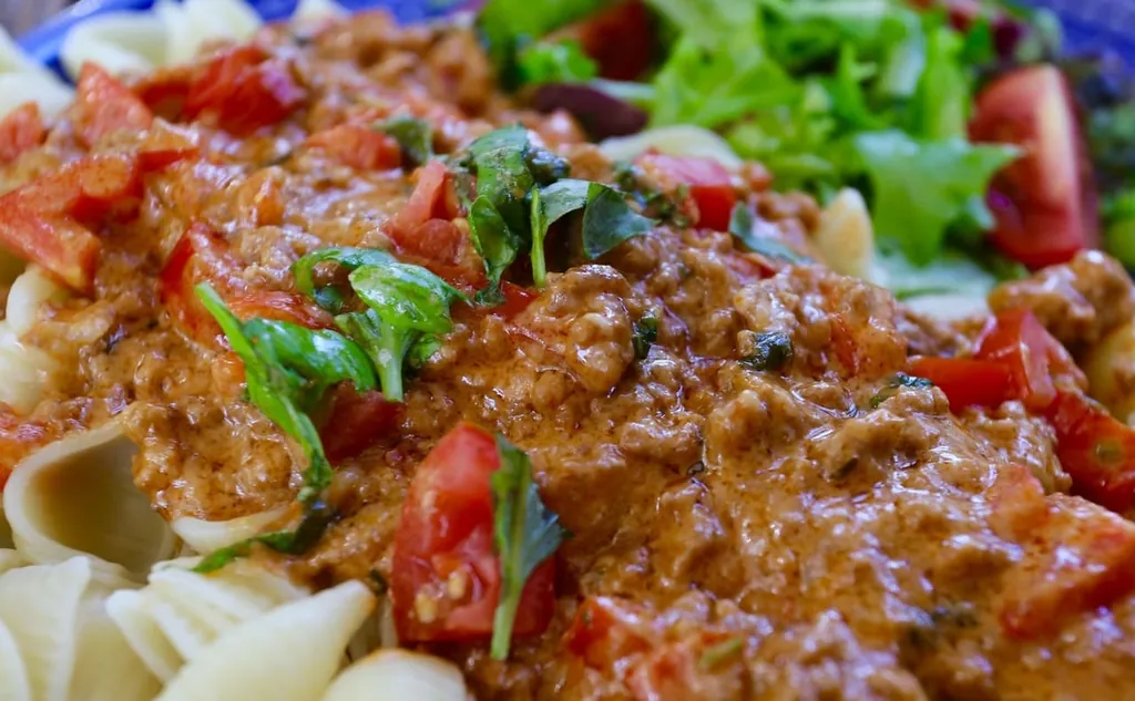 Pasta med köttfärsröra