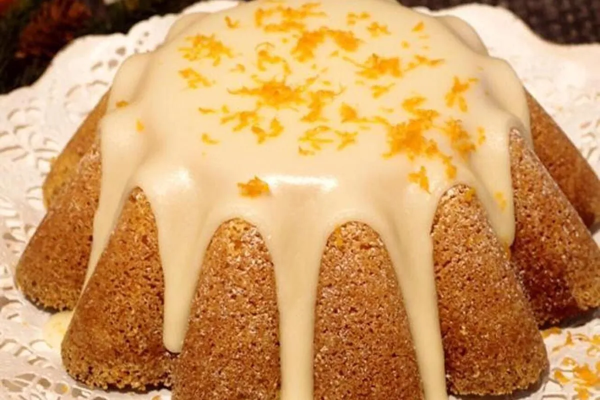 Saffranstårta med vit chokladmousse