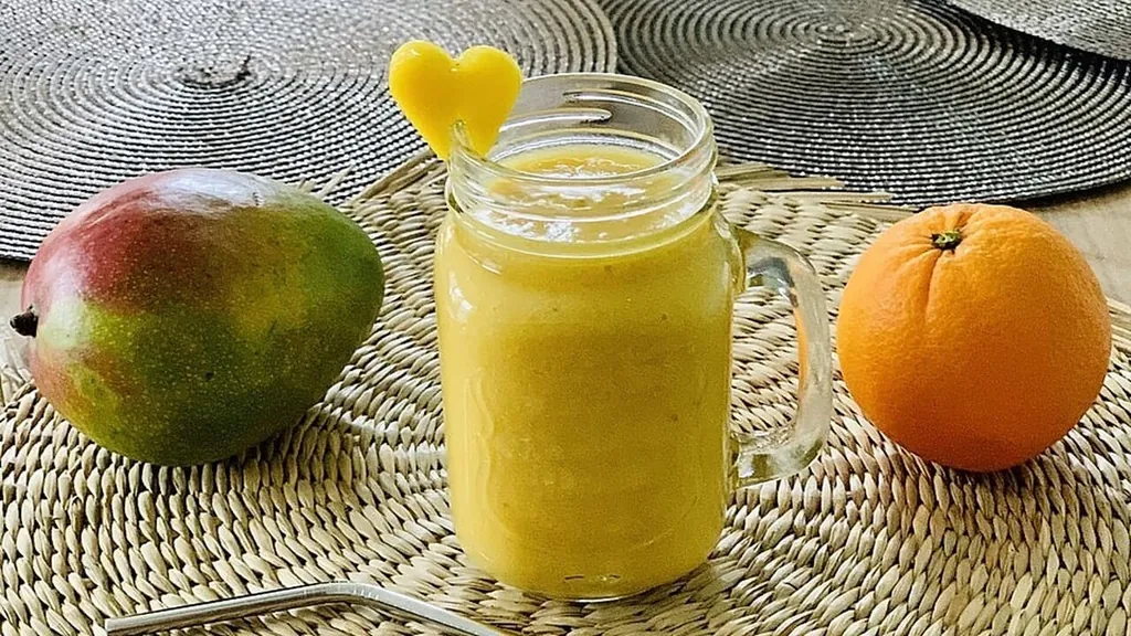 Smoothie med mango och apelsin