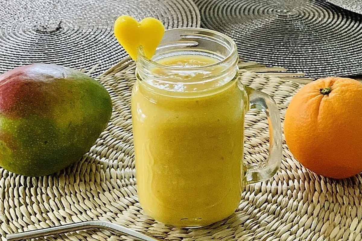 Smoothie med mango och apelsin